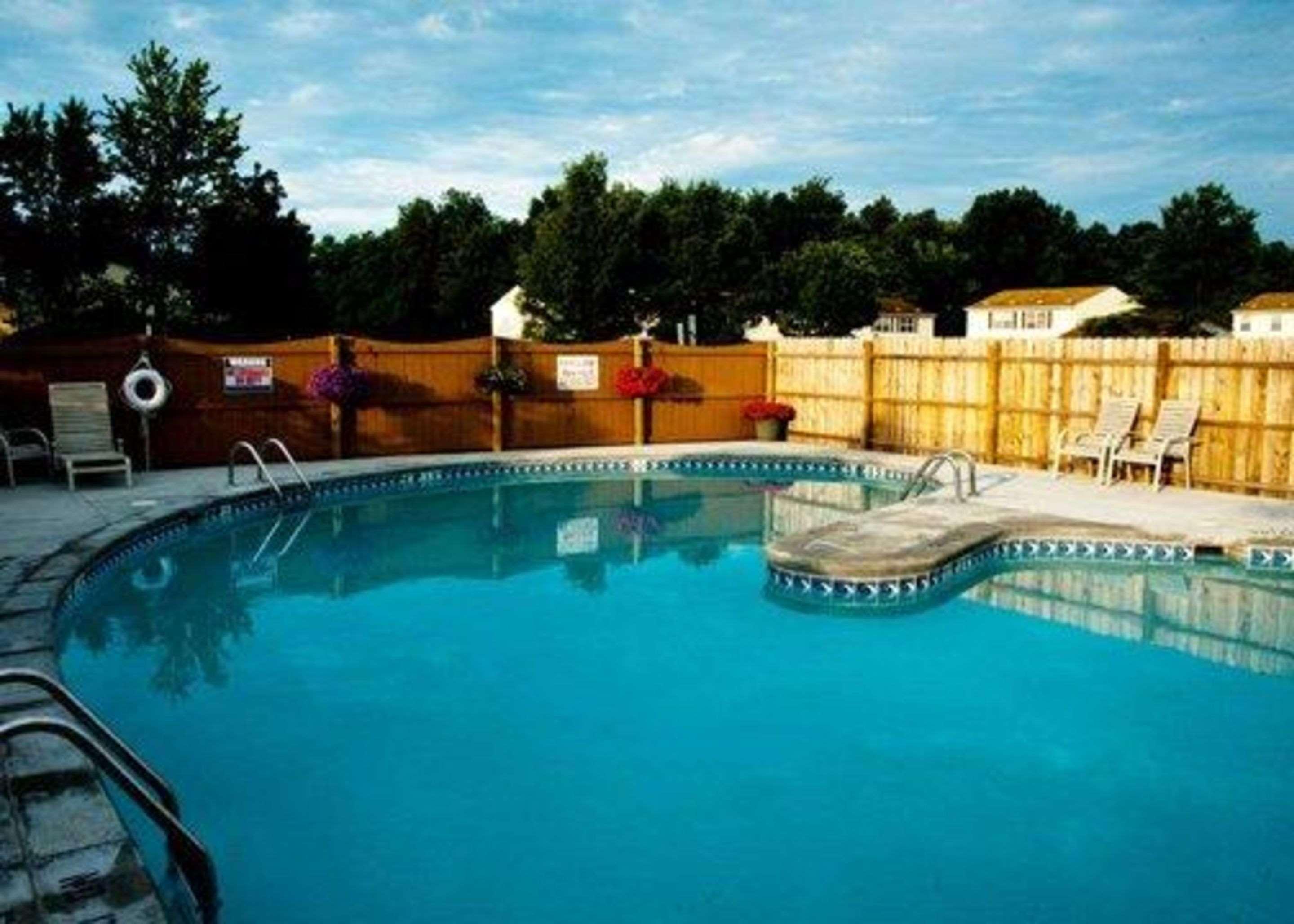 Comfort Inn Northeast Mason Eksteriør bilde
